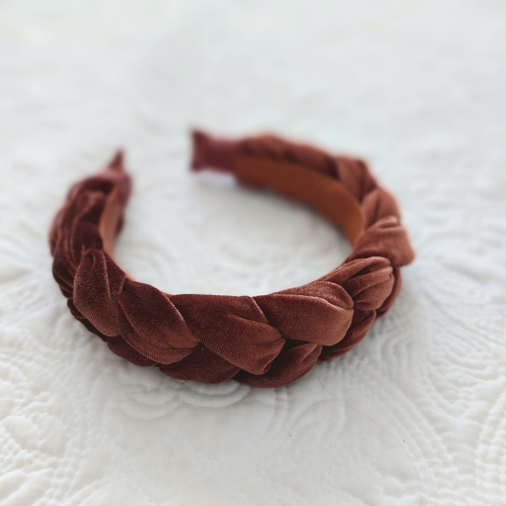 🌷Pretty dark pink braided velvet headband 💕